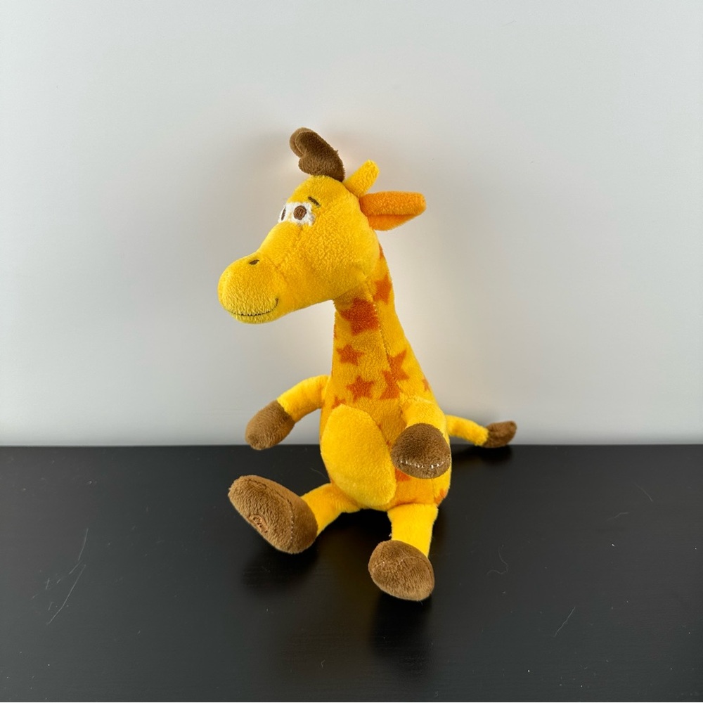 Toys R Us Animal Alley Geoffrey Giraffe Plush 9” Stuffed Animal